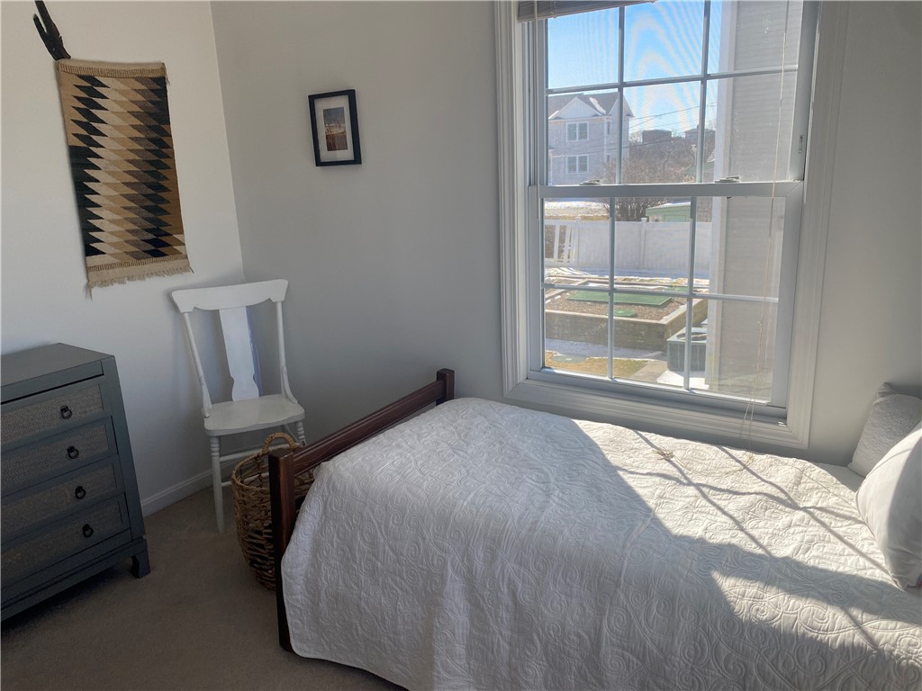 1314 Ocean Road Narragansett, RI 02882 - Photo 9 of 13 Gallery Image 9