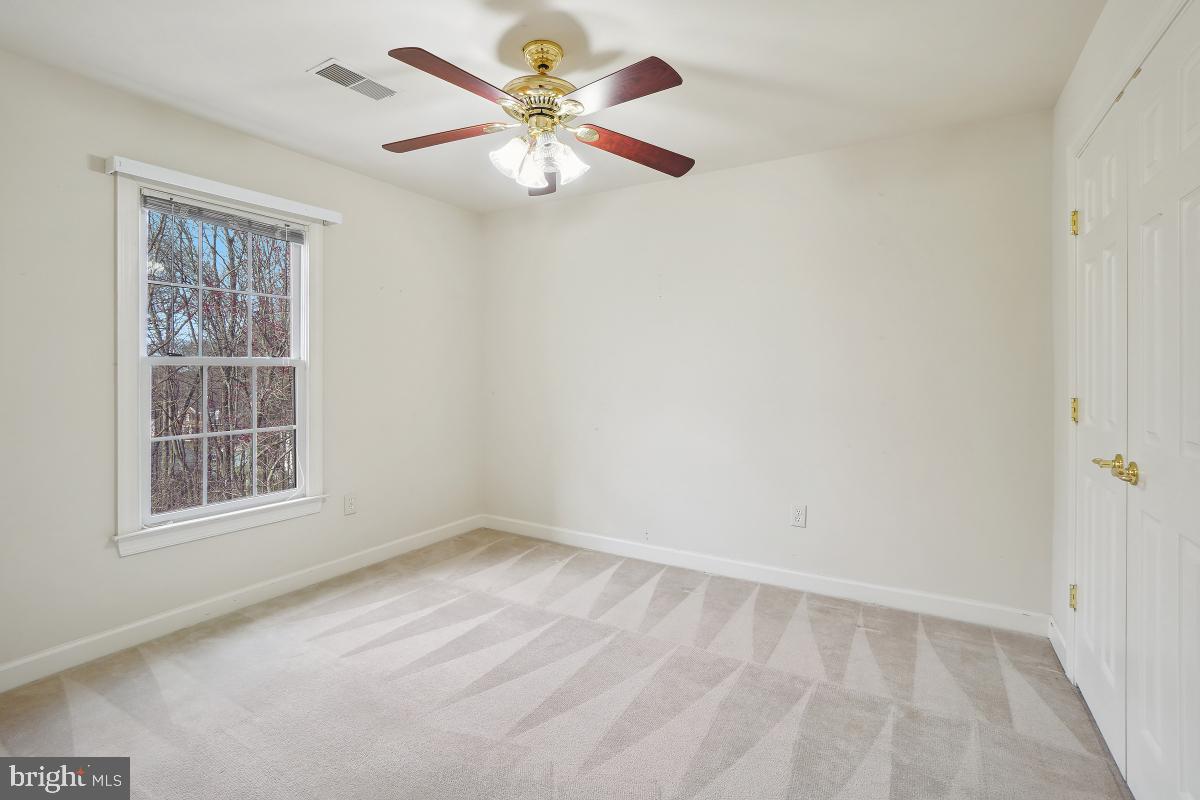 6 Hackett Court Poolesville, MD 20837 - Photo 40 of 53 Bedroom 4
