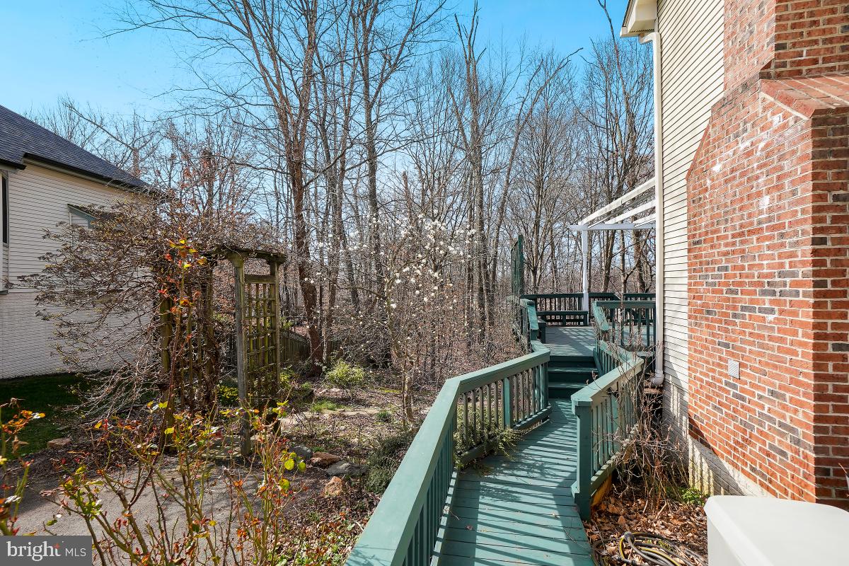 6 Hackett Court Poolesville, MD 20837 - Photo 48 of 53 Exterior Side