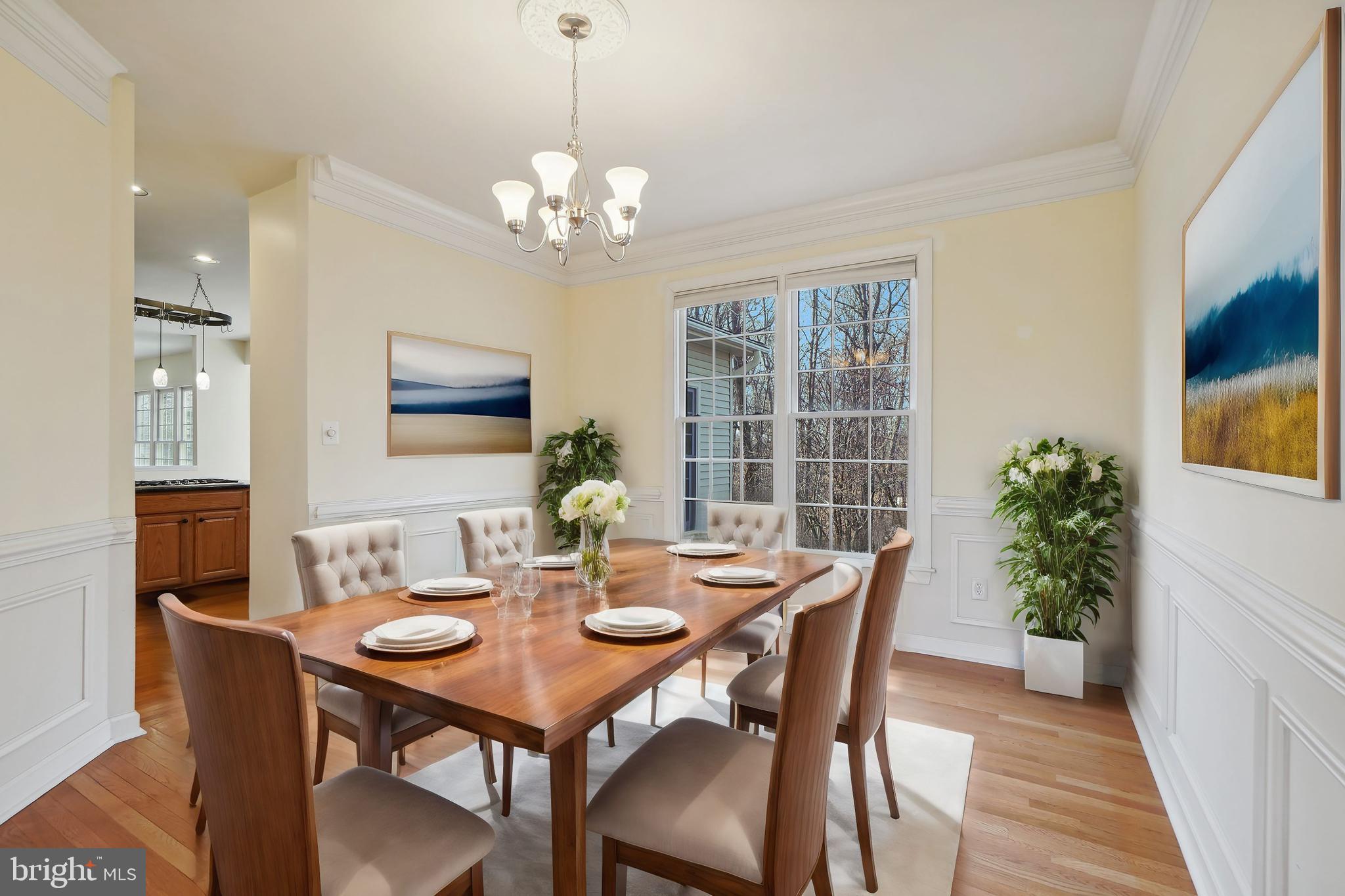 6 Hackett Court Poolesville, MD 20837 - Photo 8 of 53 Dining Room Virtual Staged