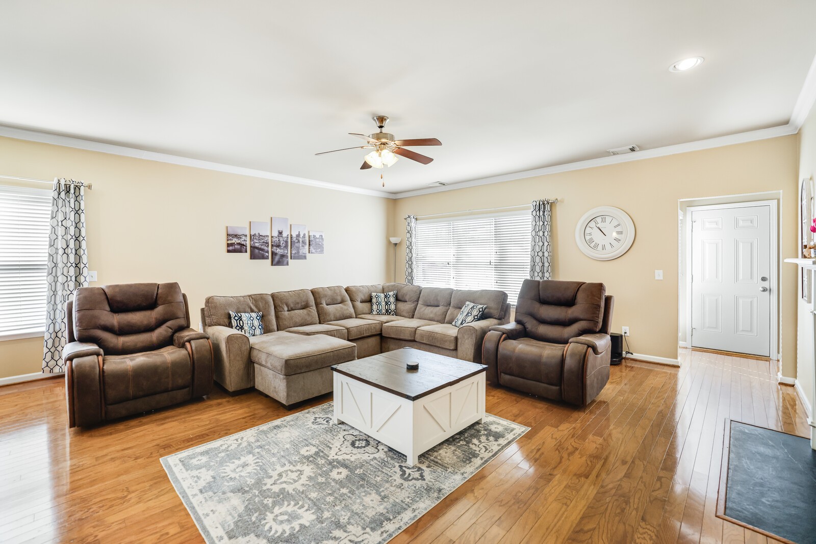5239 New John Hagar Road Hermitage, TN 37076 - Photo 22 of 70 a living room with furniture and a rug