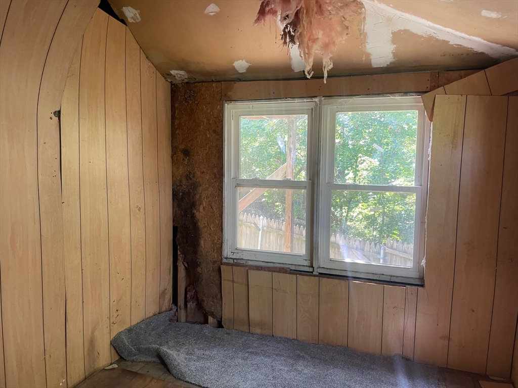 3216 North Main Street Fall River, MA 02720 - Photo 18 of 42 a room with window