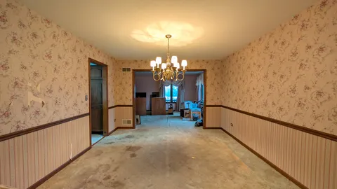 $549,000 | 1102 O'Plaine Road, Waukegan, IL 60085