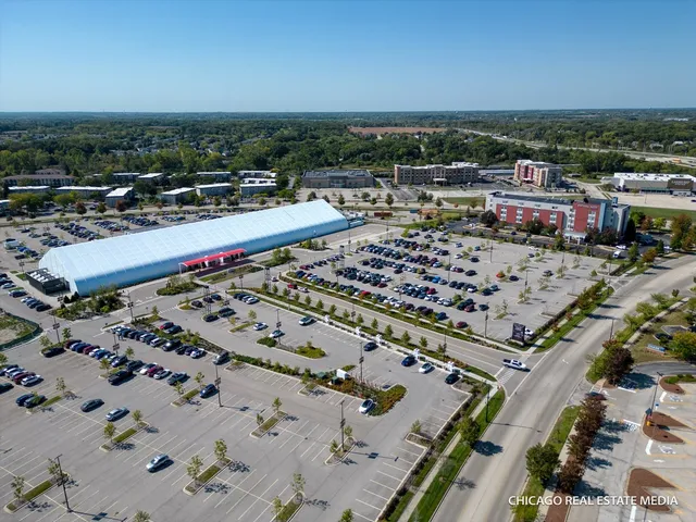 $549,000 | 1102 O'Plaine Road, Waukegan, IL 60085