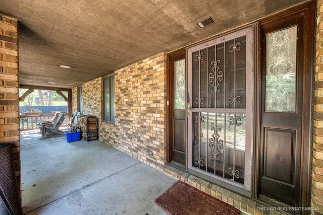 $549,000 | 1102 O'Plaine Road, Waukegan, IL 60085