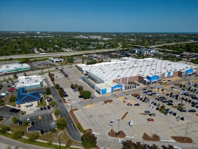 $549,000 | 1102 O'Plaine Road, Waukegan, IL 60085