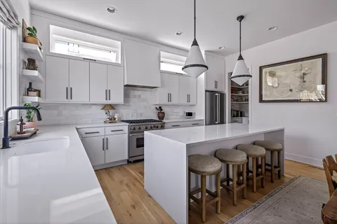 $1,850,000 | 2080 12th Avenue South, Nashville, TN 37204