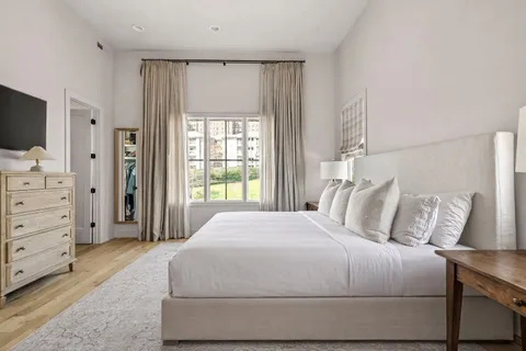 $1,850,000 | 2080 12th Avenue South, Nashville, TN 37204