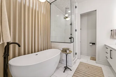 $1,850,000 | 2080 12th Avenue South, Nashville, TN 37204