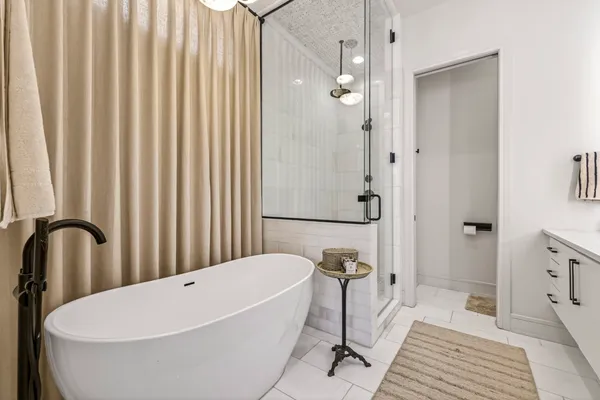 $1,850,000 | 2080 12th Avenue South, Nashville, TN 37204