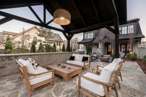 $1,850,000 | 2080 12th Avenue South, Nashville, TN 37204