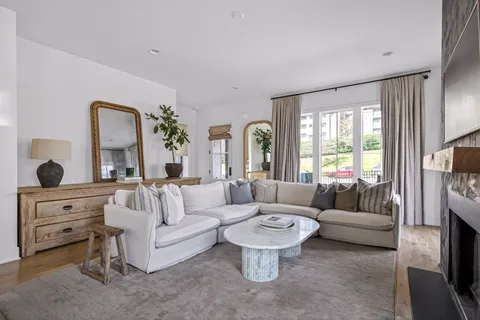 $1,850,000 | 2080 12th Avenue South, Nashville, TN 37204