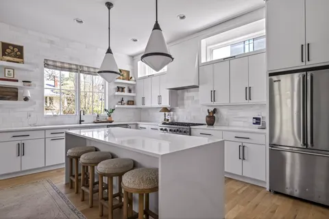 $1,850,000 | 2080 12th Avenue South, Nashville, TN 37204