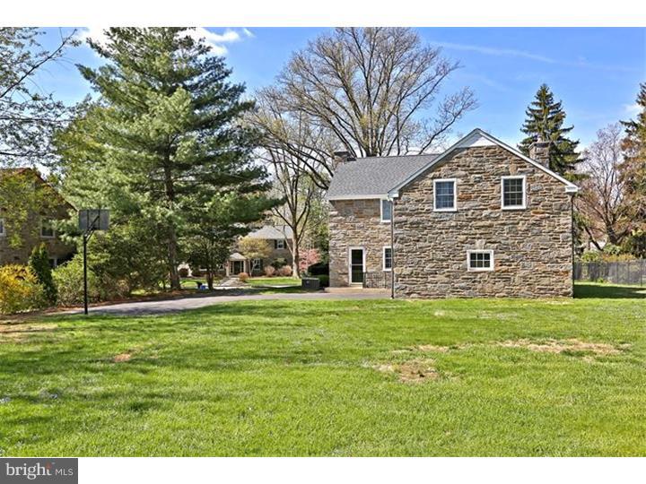 3931 Netherfield Road Philadelphia, PA 19129 - Photo 3 of 24 Exterior Back