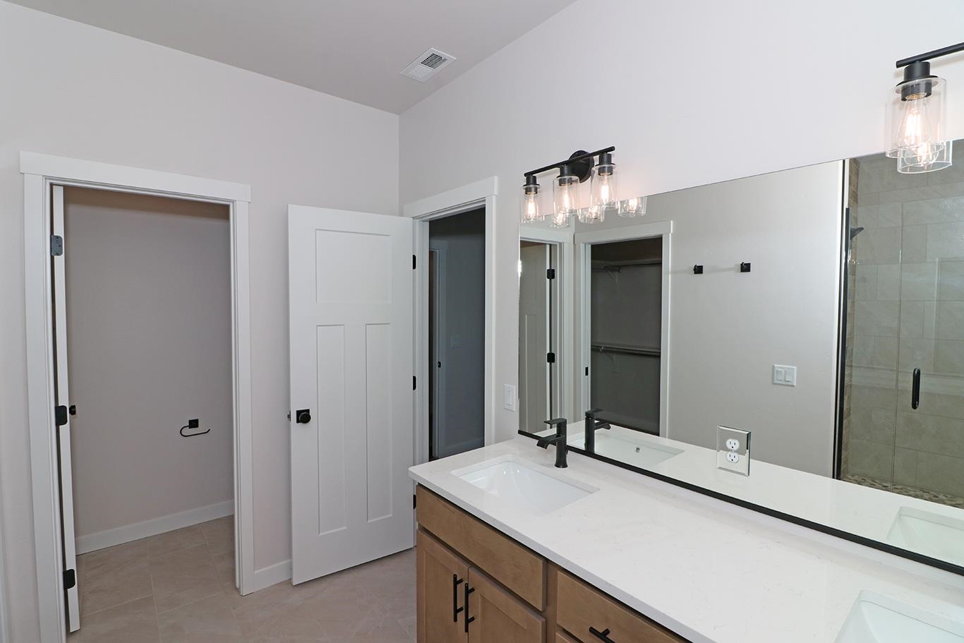 2457 Hamilton Road, Unit B Grand Junction, CO 81505 - Photo 20 of 35