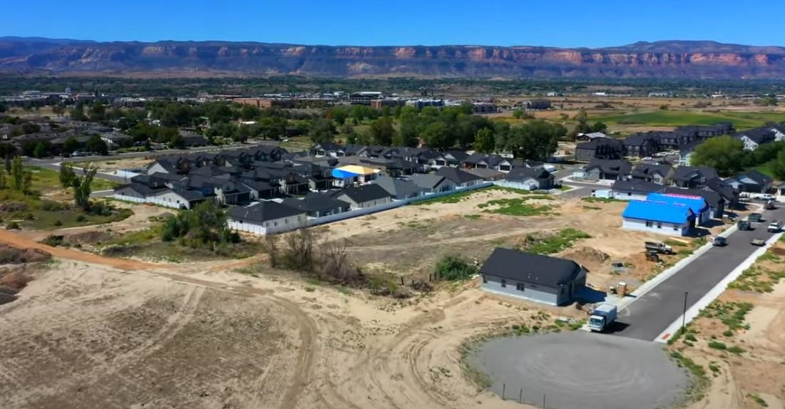 2457 Hamilton Road, Unit B Grand Junction, CO 81505 - Photo 29 of 35