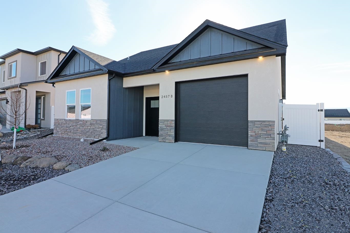 2457 Hamilton Road, Unit B Grand Junction, CO 81505 - Photo 4 of 35