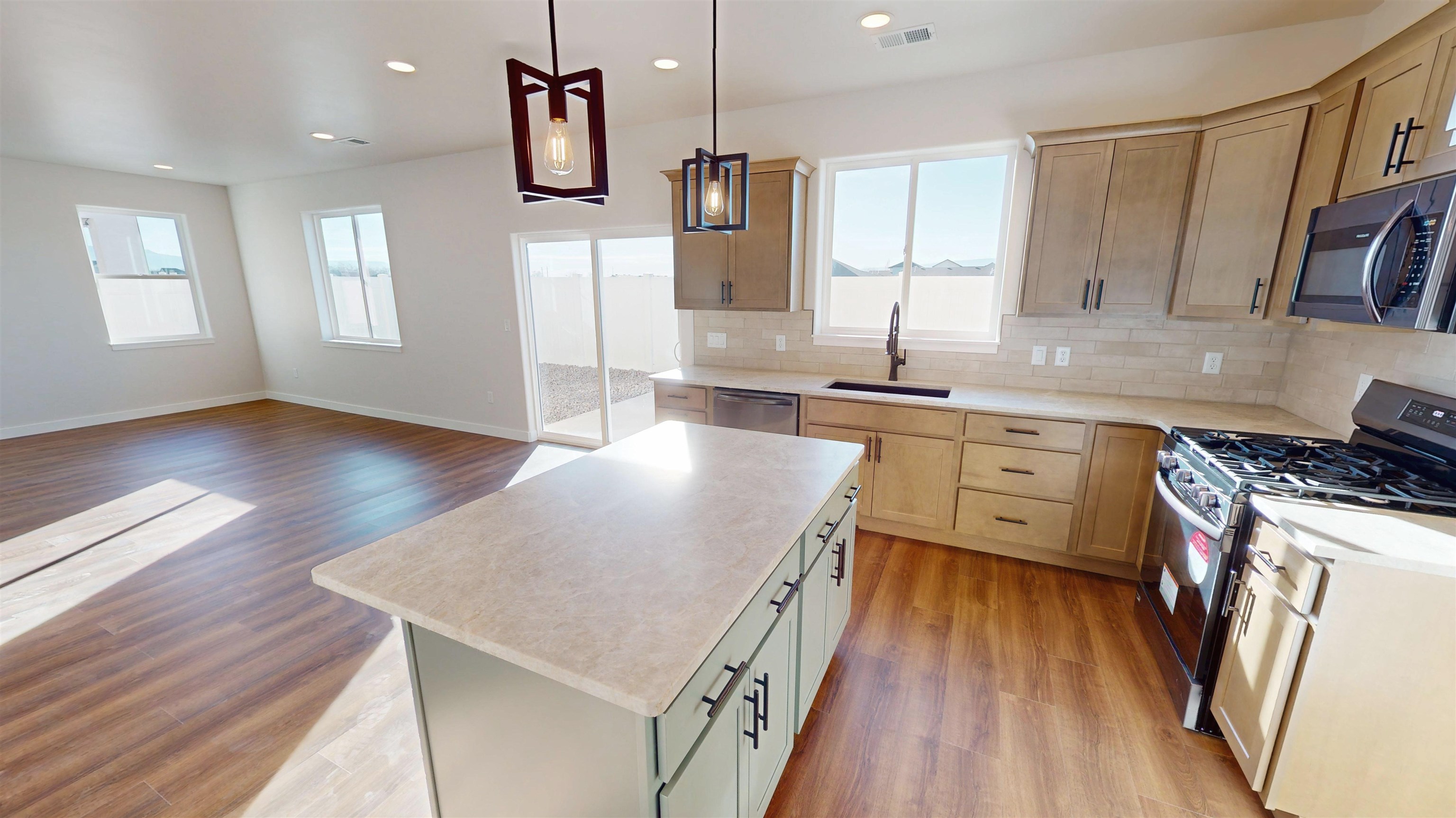 2457 Hamilton Road, Unit B Grand Junction, CO 81505 - Photo 9 of 35