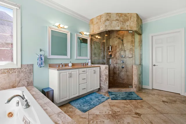 $725,000 | 83 Scotscraig Drive, Valparaiso, IN 46385