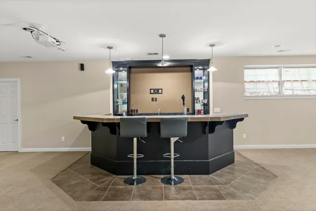 $725,000 | 83 Scotscraig Drive, Valparaiso, IN 46385