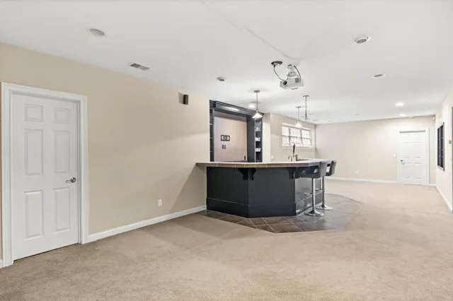 $725,000 | 83 Scotscraig Drive, Valparaiso, IN 46385