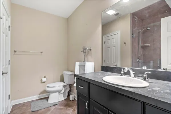 $725,000 | 83 Scotscraig Drive, Valparaiso, IN 46385