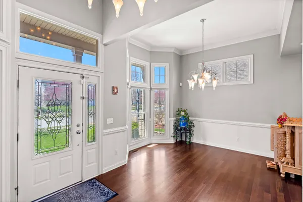 $725,000 | 83 Scotscraig Drive, Valparaiso, IN 46385