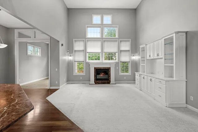 $725,000 | 83 Scotscraig Drive, Valparaiso, IN 46385