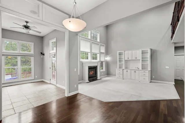 $725,000 | 83 Scotscraig Drive, Valparaiso, IN 46385