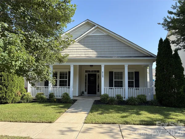 $425,000 | 8723 Westwind Point Drive, Cornelius, NC 28031