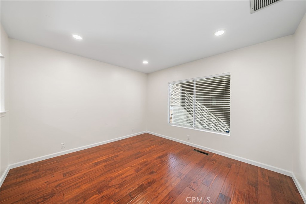 236 South Shaffer Street Orange, CA 92866 - Photo 20 of 63