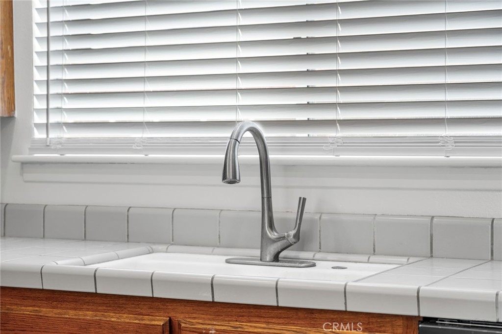 236 South Shaffer Street Orange, CA 92866 - Photo 26 of 63