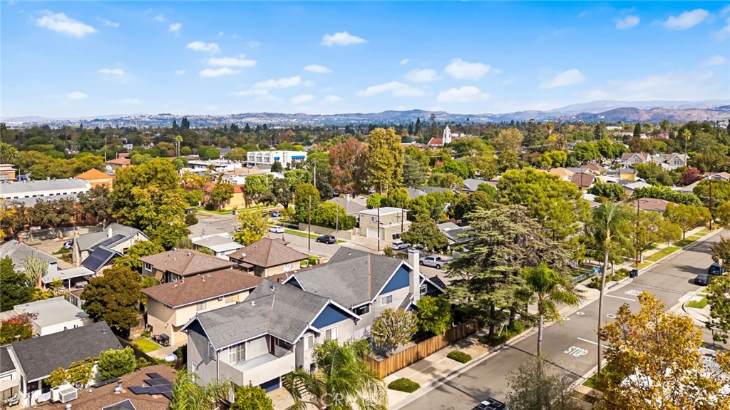236 South Shaffer Street Orange, CA 92866 - Photo 7 of 63