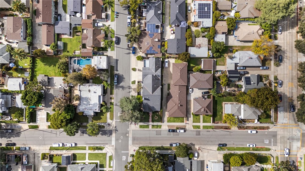 236 South Shaffer Street Orange, CA 92866 - Photo 10 of 63