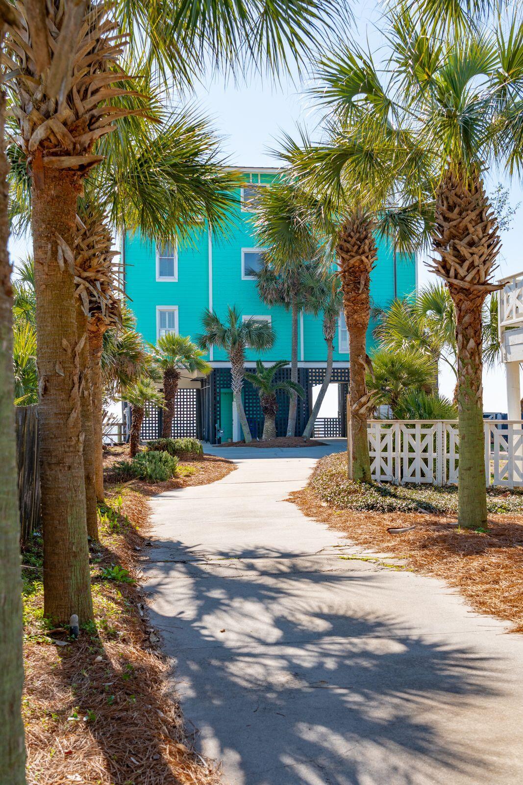 1699 East Ashley Avenue, Unit B Folly Beach, SC 29439 - Photo 13 of 85 1699EAshAve-KeenEyeMarketing-077