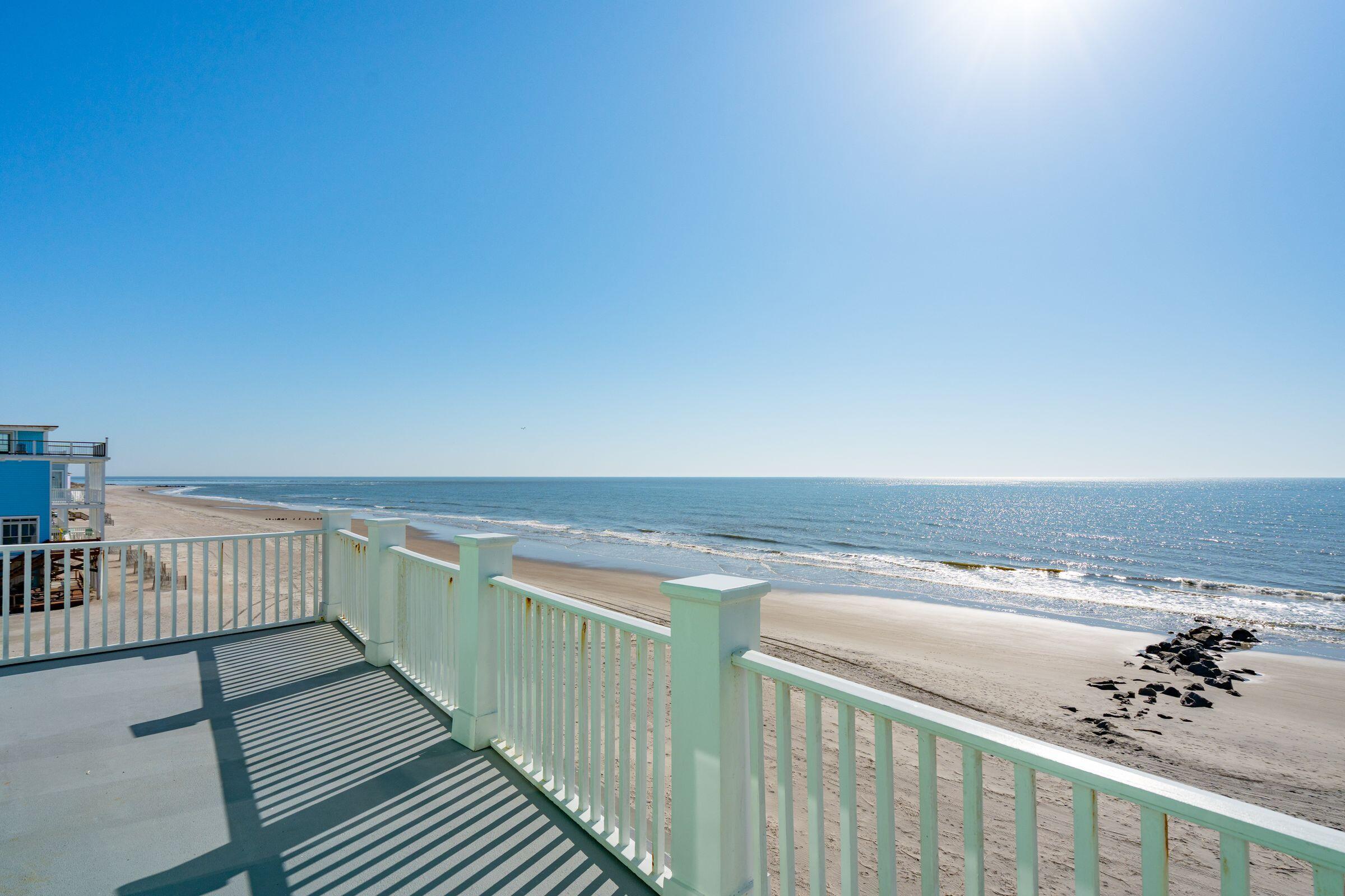 1699 East Ashley Avenue, Unit B Folly Beach, SC 29439 - Photo 39 of 85 1699EAshAve-KeenEyeMarketing-100