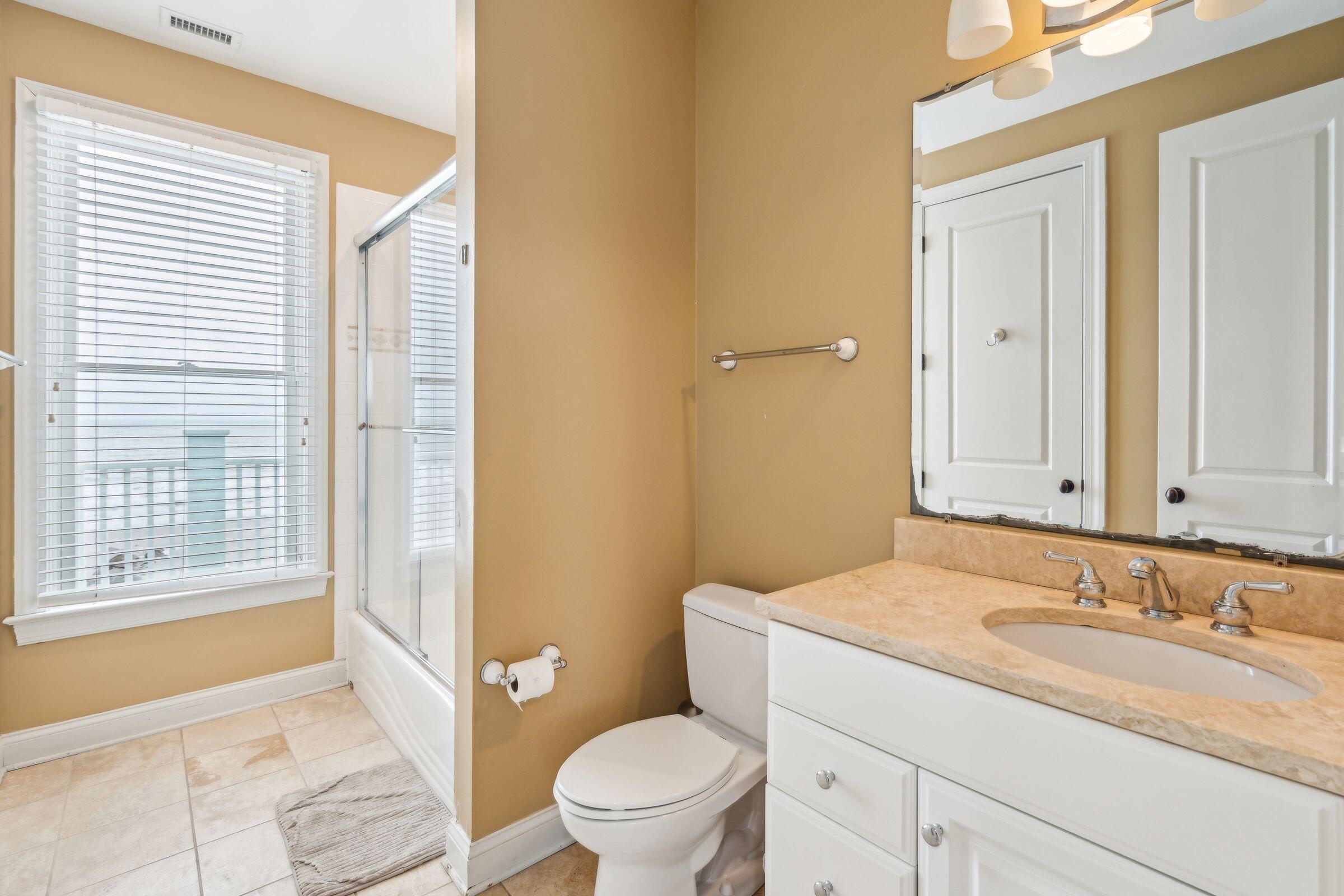 1699 East Ashley Avenue, Unit B Folly Beach, SC 29439 - Photo 46 of 85 38_1699EAshAve-KeenEyeMarketing-037