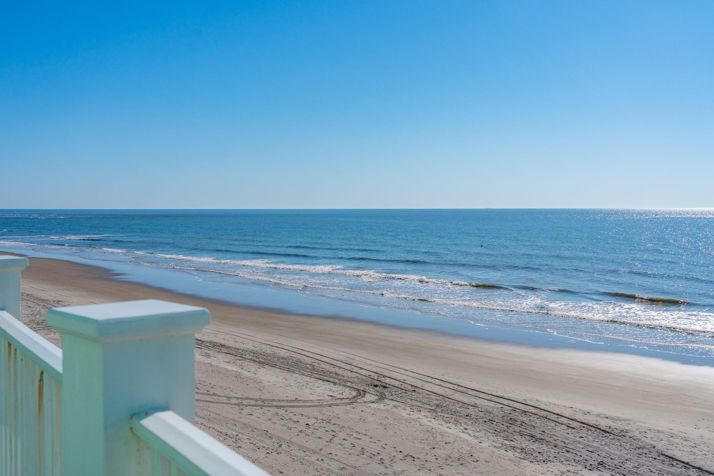 1699 East Ashley Avenue, Unit B Folly Beach, SC 29439 - Photo 55 of 85 1699EAshAve-KeenEyeMarketing-087