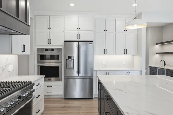 $1,100,000 | 9353 Corydalis Avenue, St. John, IN 46373