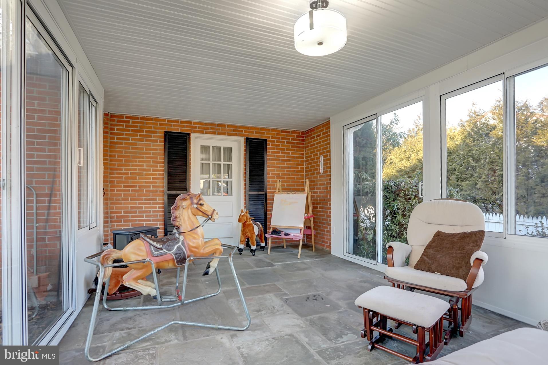 129 Shelbourne Road Reading, PA 19606 - Photo 22 of 28 Gallery Image 22