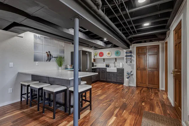 $1,890,000 | 3050 Waldwic Lane, Oshkosh, WI 54904