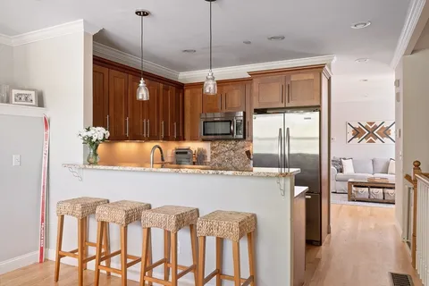 $1,299,000 | 35 Rutherford Avenue, Unit 1, Boston, MA 02129