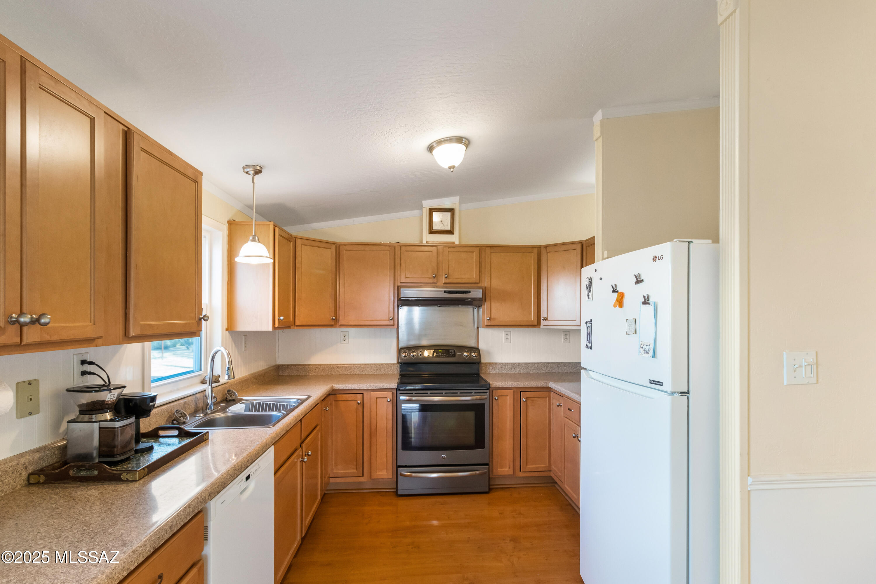 7446 North Sandario Road Tucson, AZ 85743 - Photo 10 of 28 Gallery Image 10