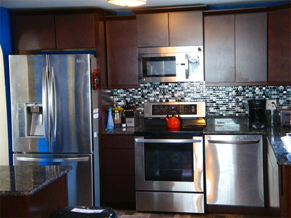 16 Bowen Road Peabody, MA 01960 - Photo 5 of 14 Gallery Image 5