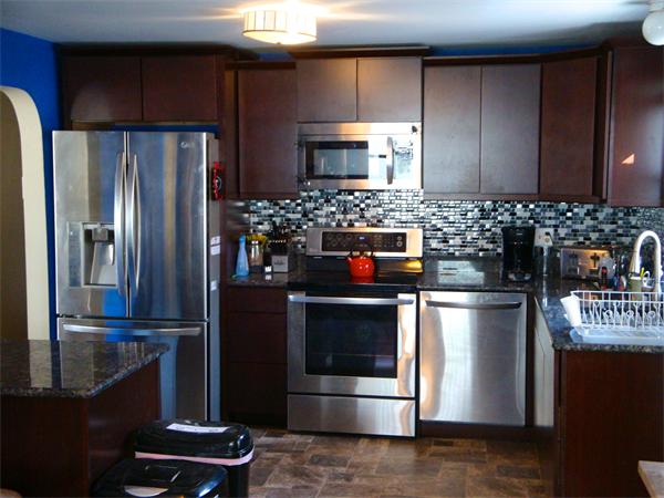 16 Bowen Road Peabody, MA 01960 - Photo 6 of 14 Gallery Image 6