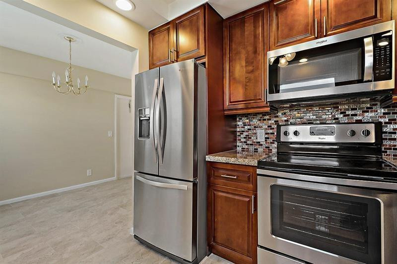 452 Fanshaw K, Unit 452 Boca Raton, FL 33434 - Photo 4 of 22 Photo 4
