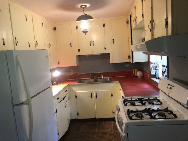 1506 Hickory Road Valdosta, GA 31601 - Photo 7 of 8 Gallery Image 7