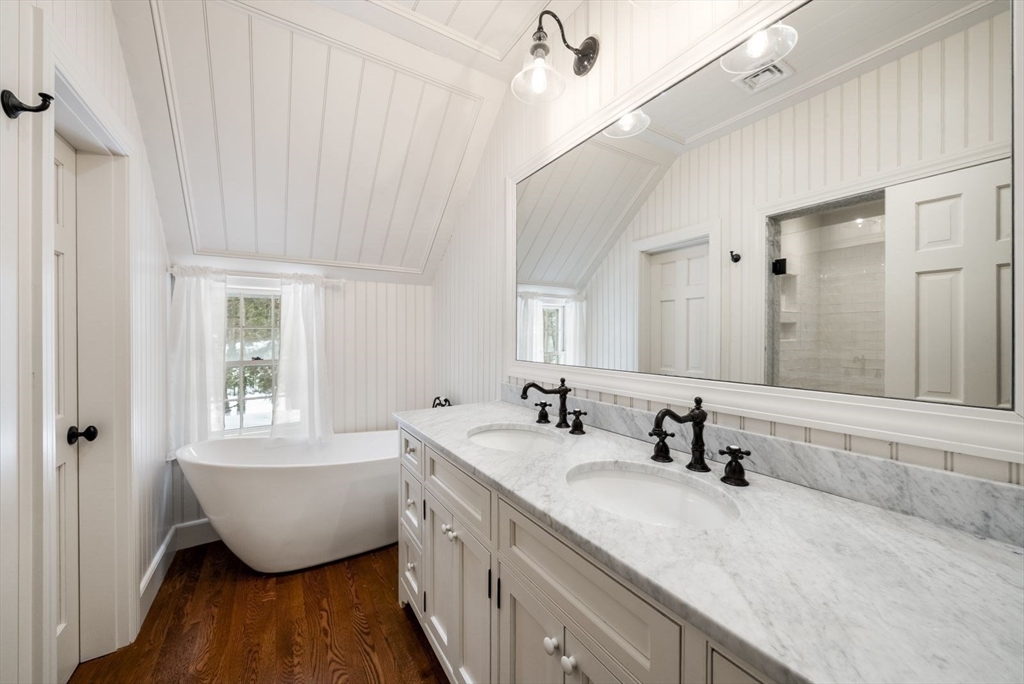 25 Longmeadow Road Wellesley, MA 02482 - Photo 30 of 39 Gallery Image 30
