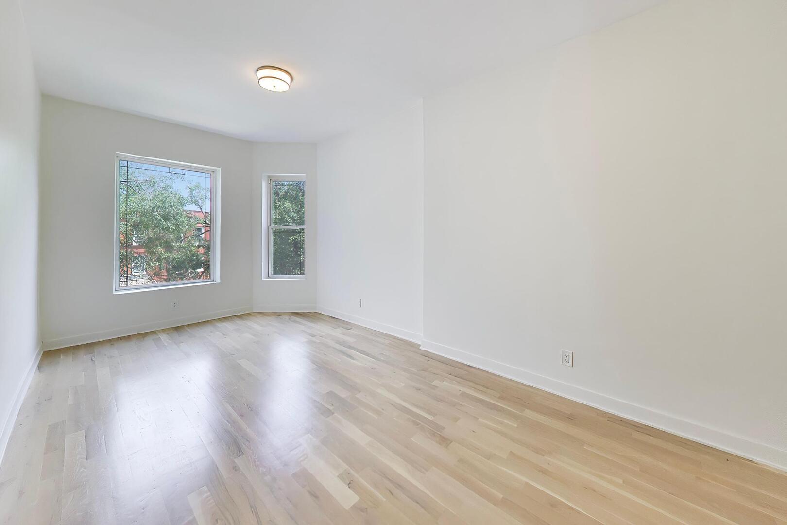5714 South Prairie Avenue Chicago, IL 60637 - Photo 14 of 49
