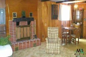 5214 Lakeshore Road Deckerville, MI 48427 - Photo 3 of 6 631956-2.JPG